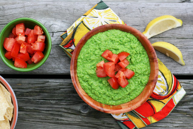 绿豌豆“鳄梨酱”的食谱——传统鳄梨酱的新花样。